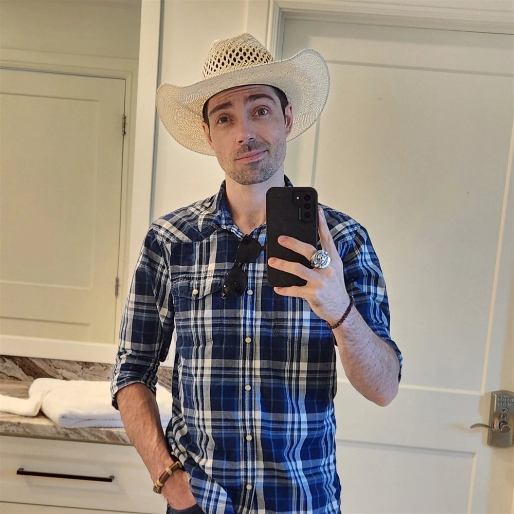 Michael Masters, AFK Artifact investor and Cole's best friend